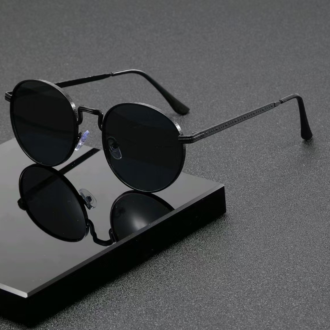 Fashion Classic Round Sunglass - Vintage Fashion Ai ulasan dan harga