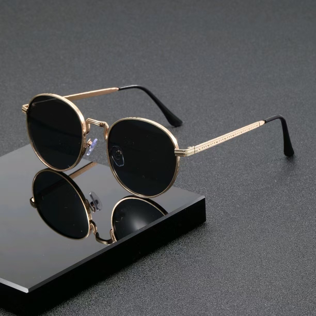 Fashion Classic Round Sunglass - Vintage Fashion Ai ulasan dan harga